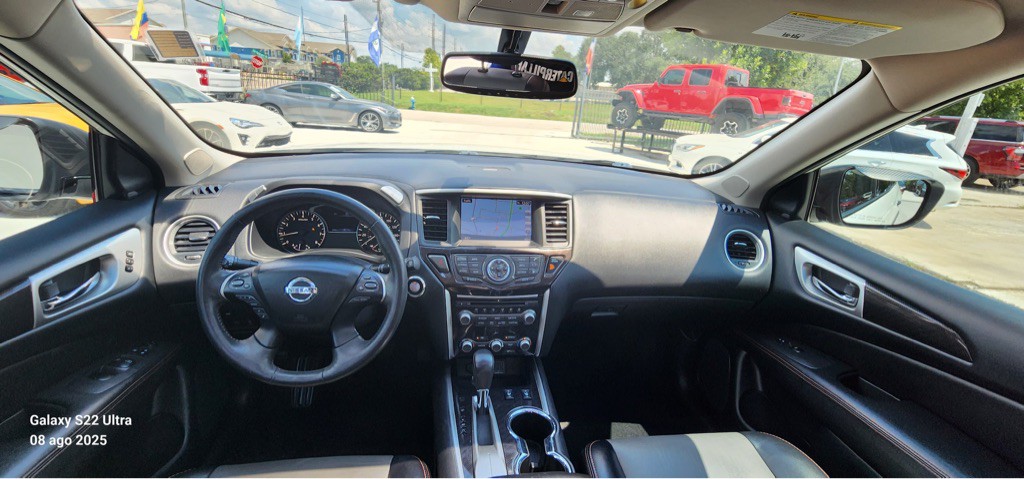 2020 Nissan Pathfinder Image 21