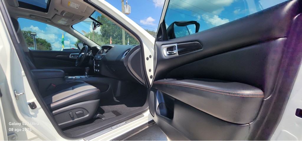 2020 Nissan Pathfinder Image 27