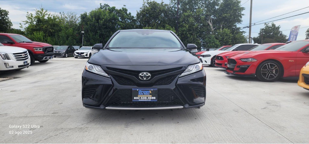 2020 Toyota Camry Image 2