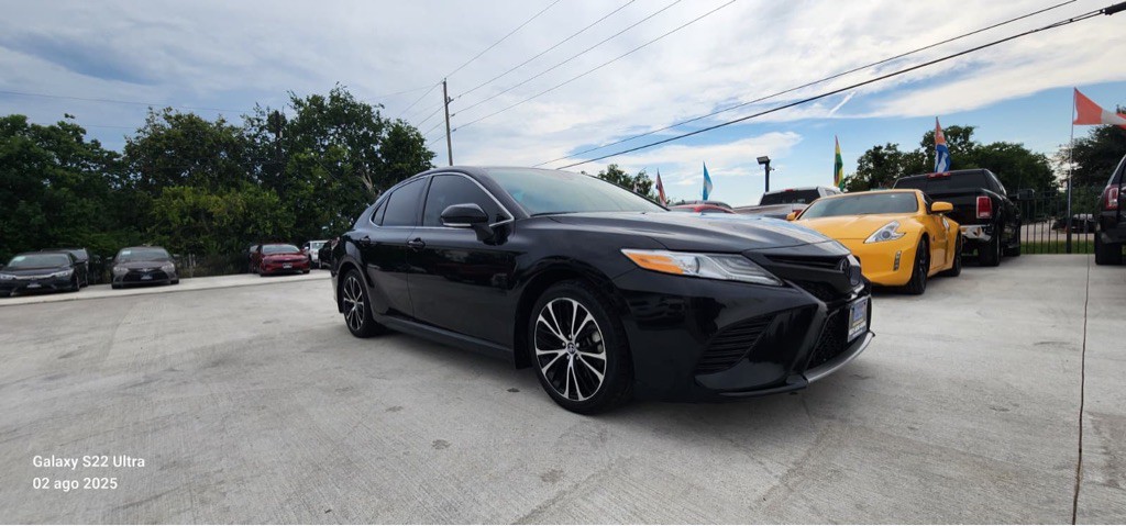 2020 Toyota Camry Image 3