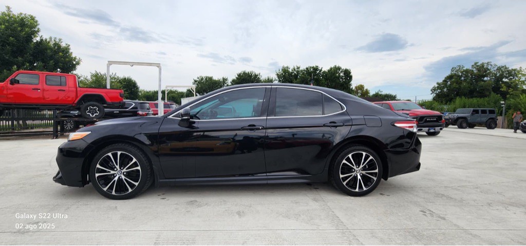 2020 Toyota Camry Image 4
