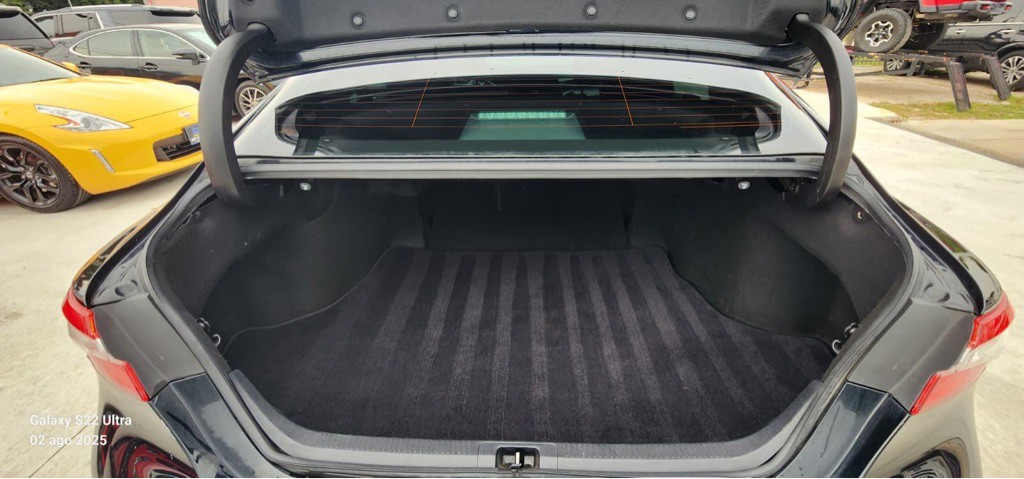 2020 Toyota Camry Image 12