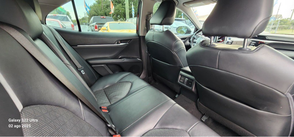 2020 Toyota Camry Image 15