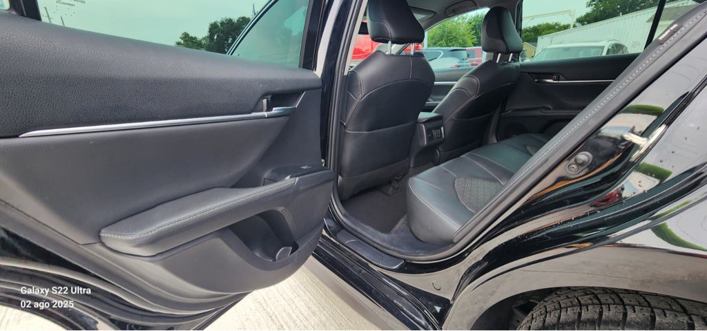 2020 Toyota Camry Image 17