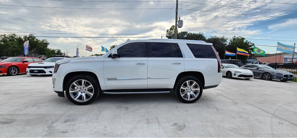 2016 Cadillac Escalade Image 8