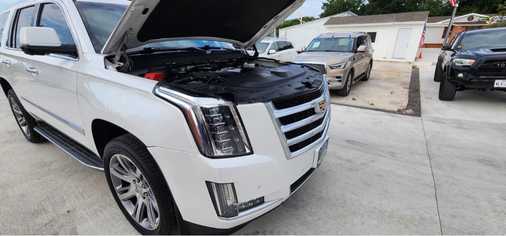 2016 Cadillac Escalade Image 26