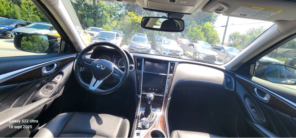 2018 INFINITI Q50 Image 18