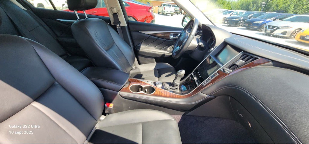 2018 INFINITI Q50 Image 24