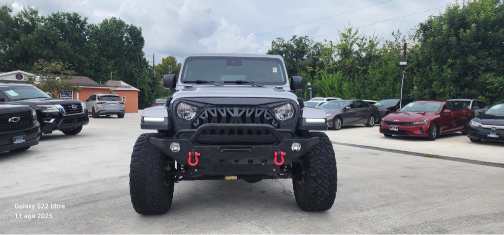 2019 Jeep Wrangler Unlimited Image 2
