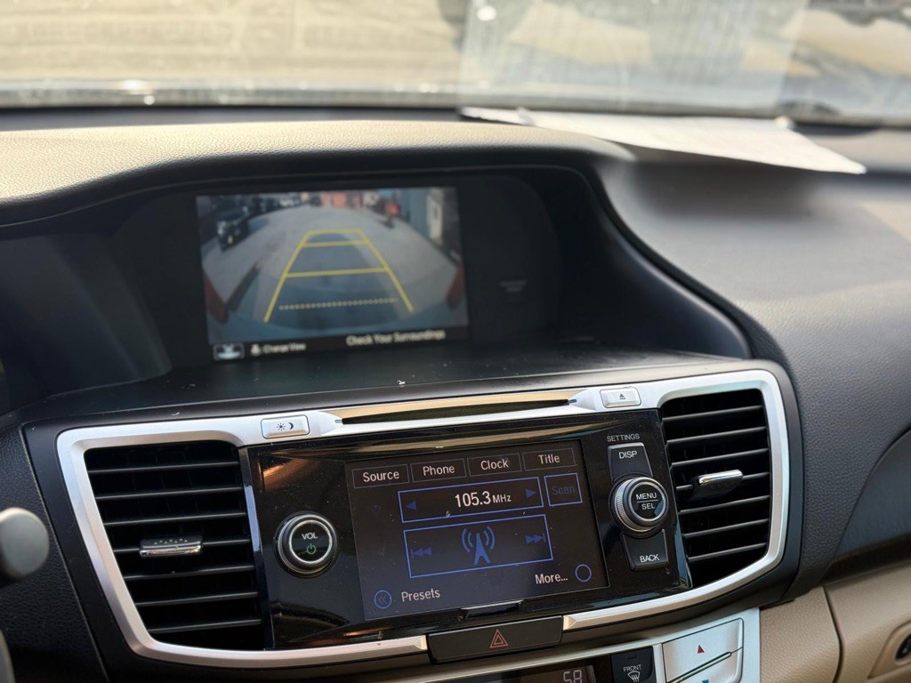 2015 Honda Accord Image 19
