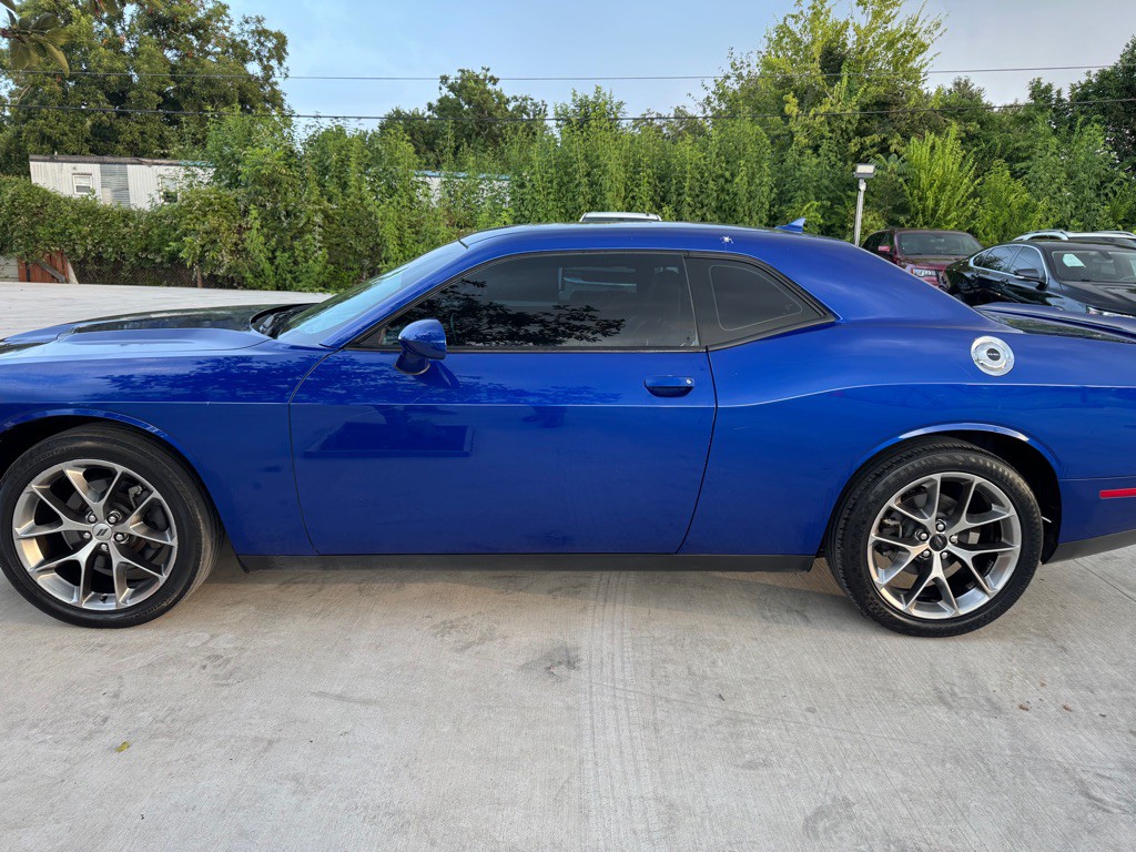 2020 Dodge Challenger Image 6