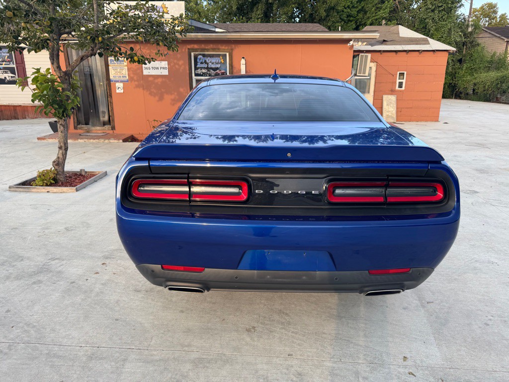 2020 Dodge Challenger Image 8