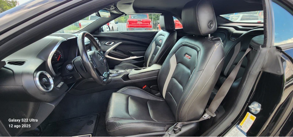 2018 Chevrolet Camaro Image 16
