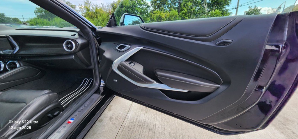 2018 Chevrolet Camaro Image 19