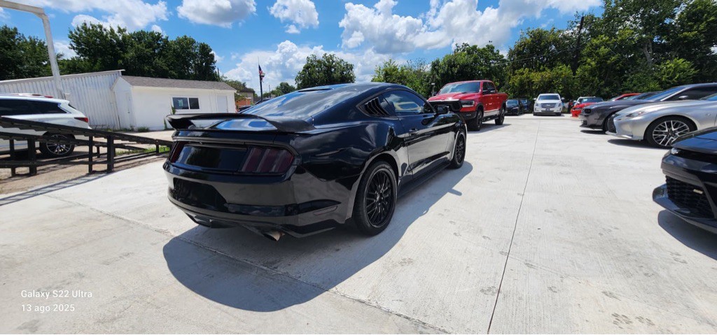 2016 Ford Mustang Image 8