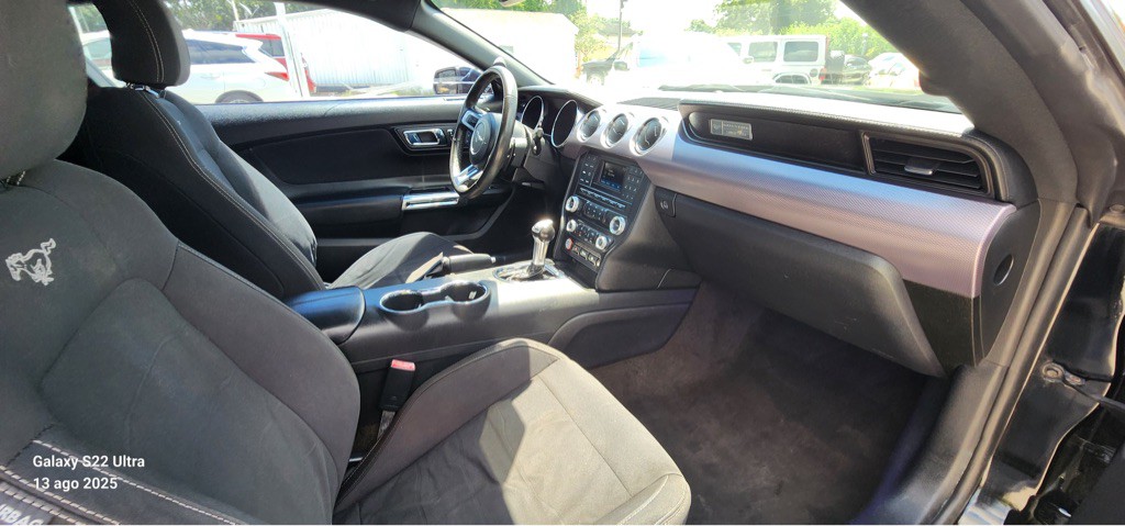 2016 Ford Mustang Image 14