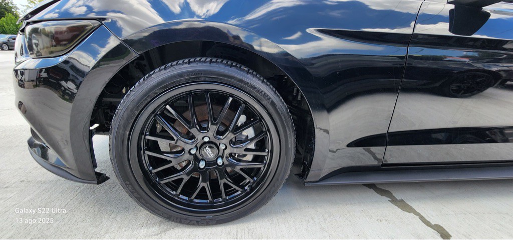 2016 Ford Mustang Image 18