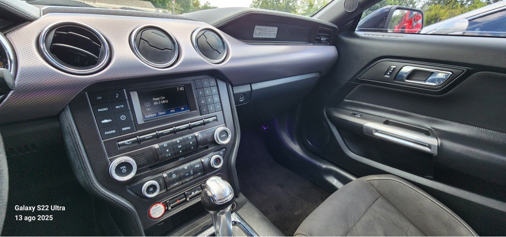 2016 Ford Mustang Image 19