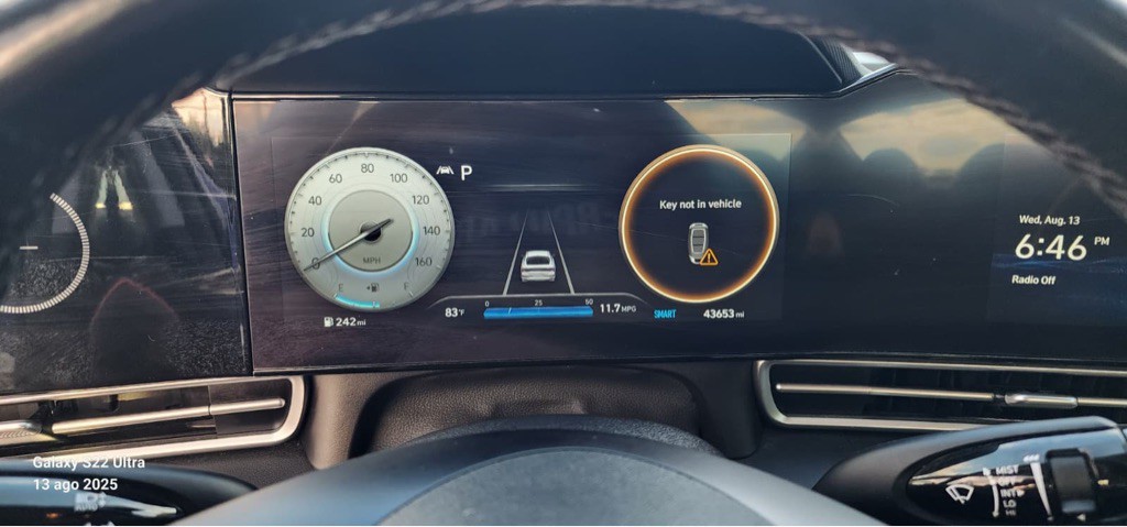 2023 Hyundai Elantra Image 20