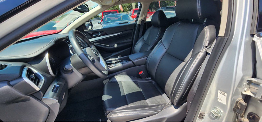 2021 Nissan Maxima Image 23