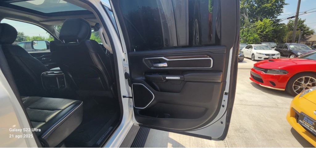 2022 RAM 1500 Image 17