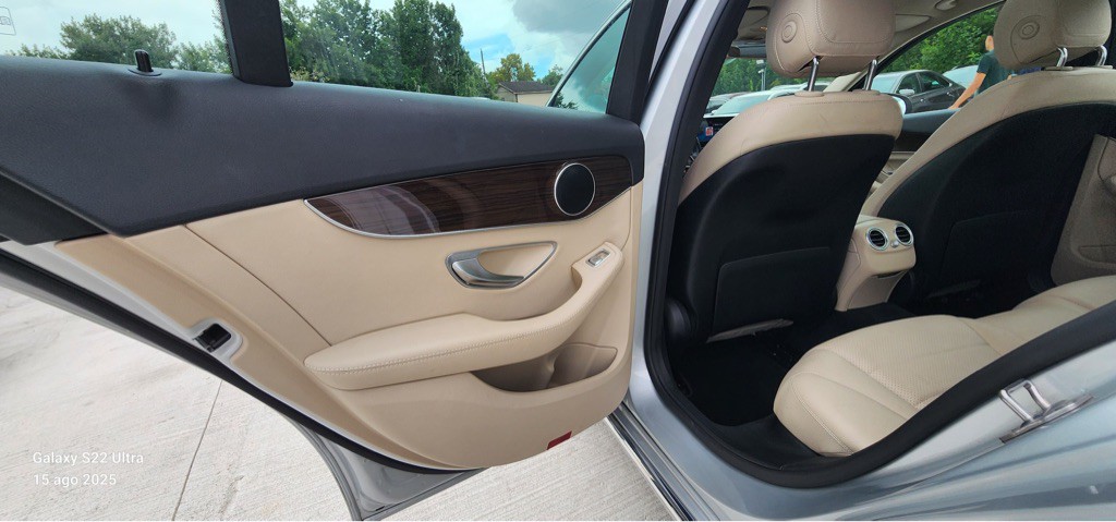2019 Mercedes-Benz C-Class Image 18
