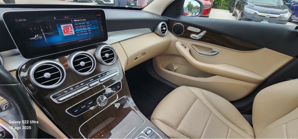 2019 Mercedes-Benz C-Class Image 25