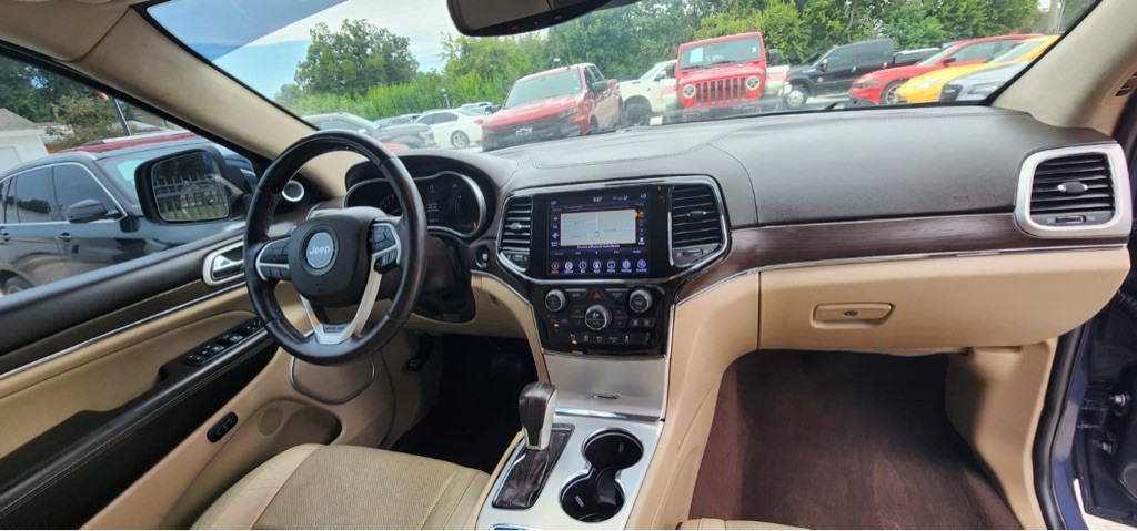 2020 Jeep Grand Cherokee Image 24