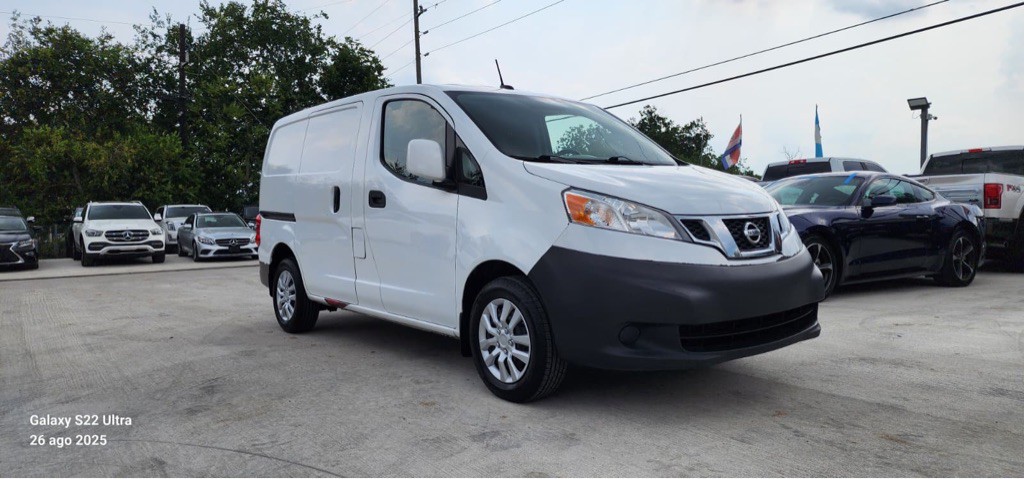 2020 Nissan NV200 Image 3