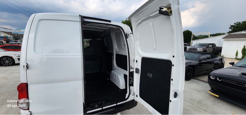 2020 Nissan NV200 Image 8