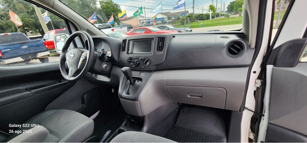 2020 Nissan NV200 Image 10