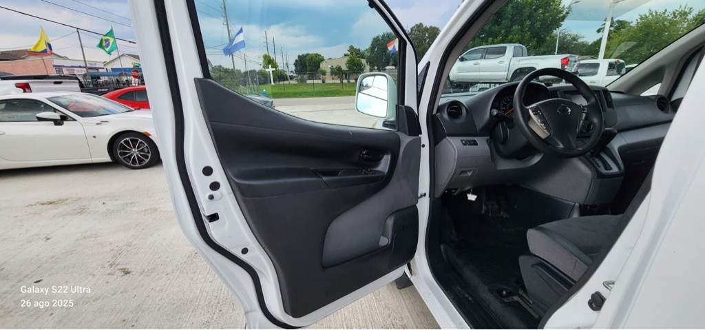 2020 Nissan NV200 Image 15