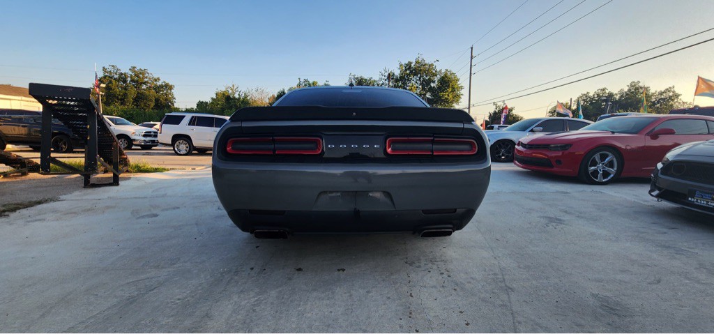 2019 Dodge Challenger Image 7