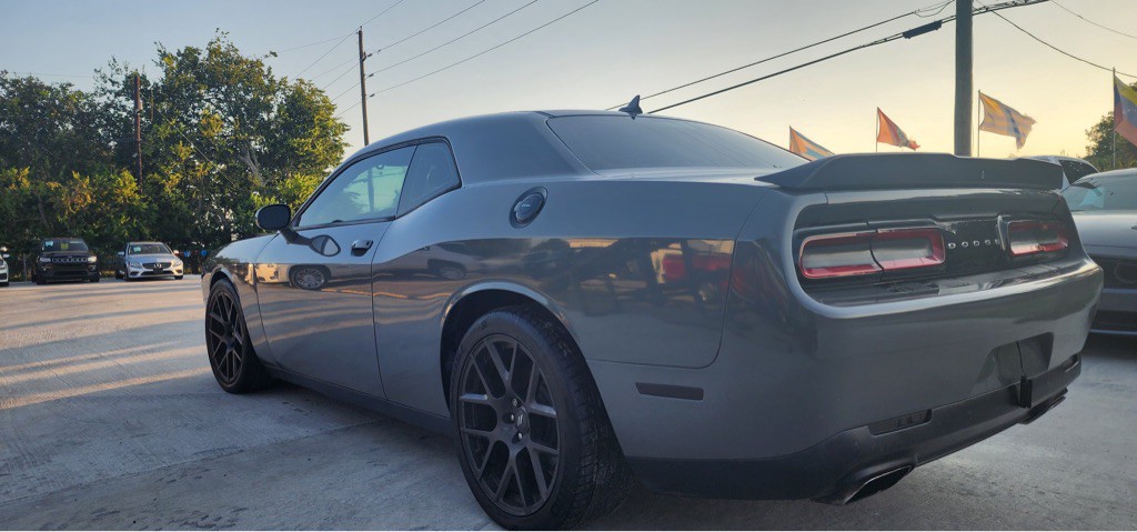 2019 Dodge Challenger Image 9