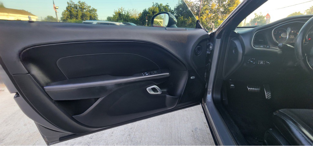 2019 Dodge Challenger Image 15
