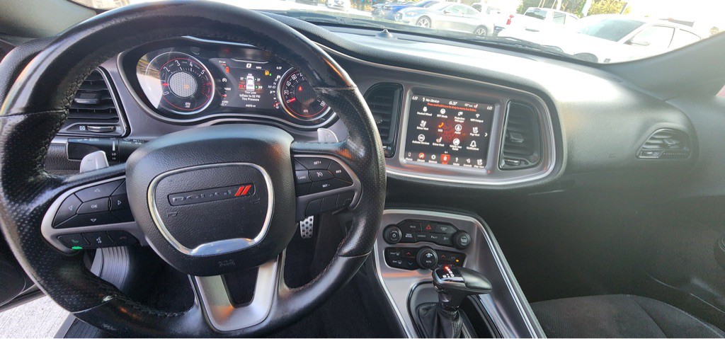 2019 Dodge Challenger Image 17