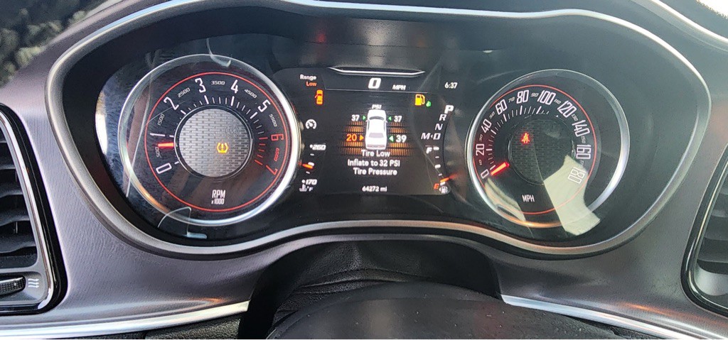 2019 Dodge Challenger Image 20