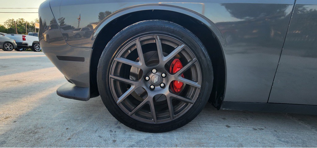 2019 Dodge Challenger Image 23