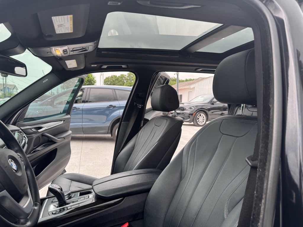 2018 BMW X5 Image 21