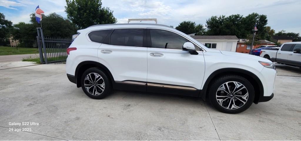 2020 Hyundai Santa Fe Image 5