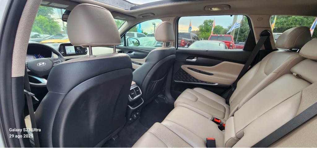 2020 Hyundai Santa Fe Image 19