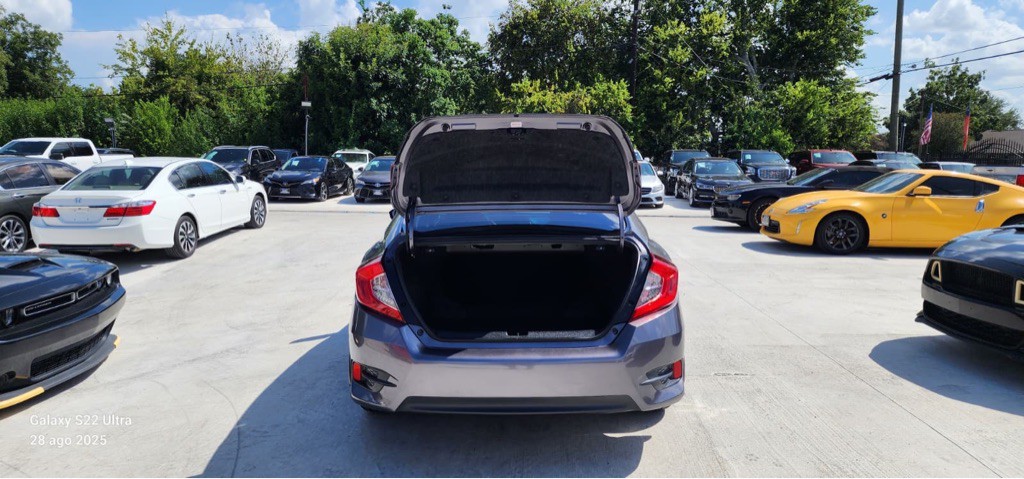 2018 Honda Civic Image 6