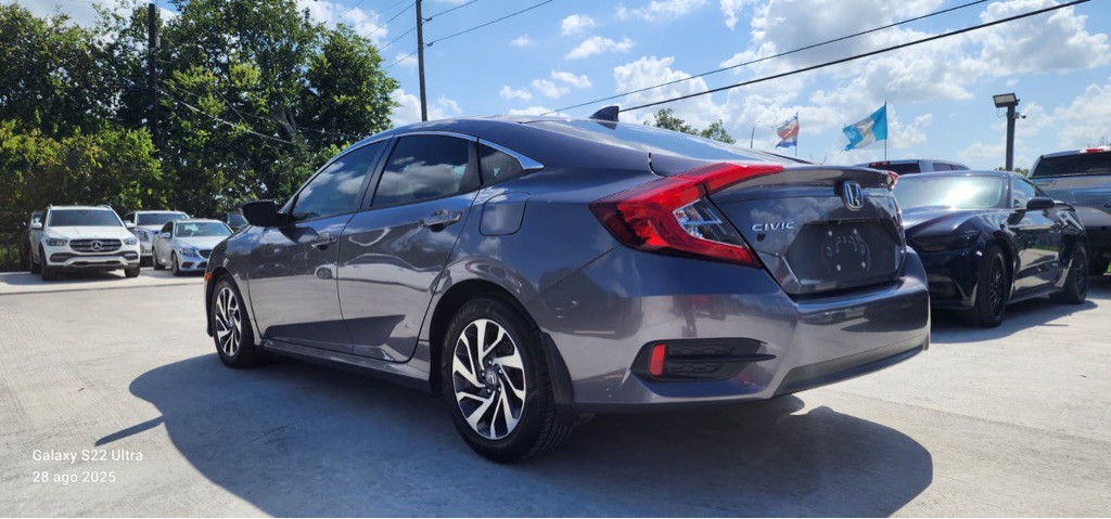 2018 Honda Civic Image 7