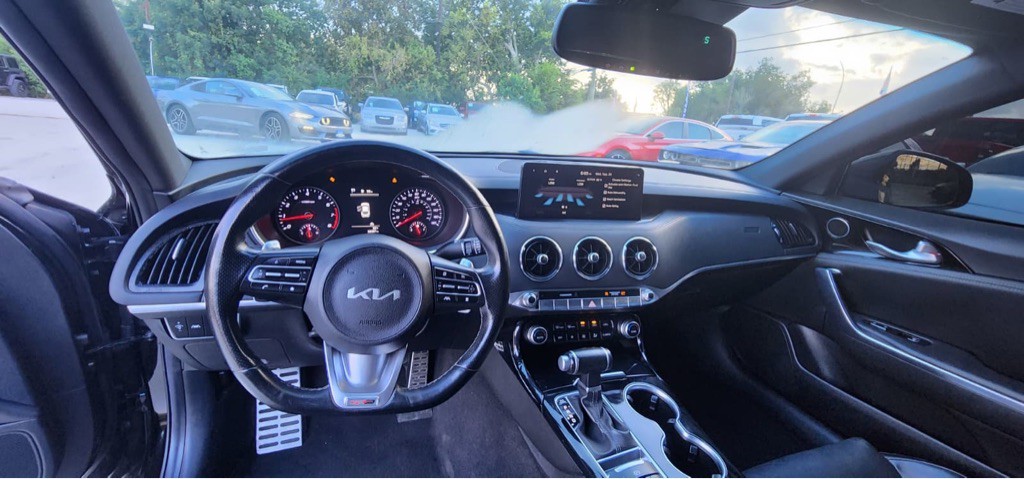 2022 Kia Stinger Image 24