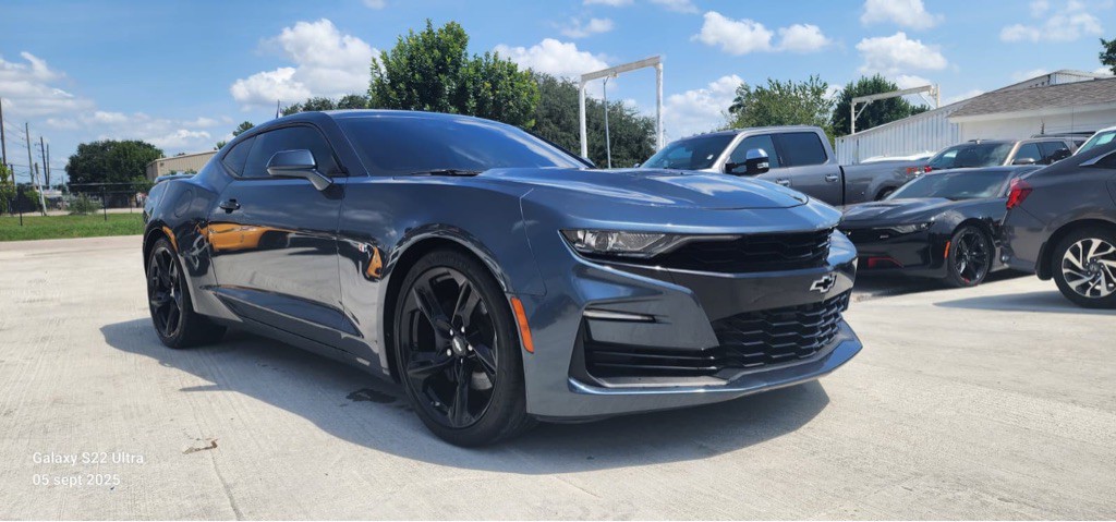 2019 Chevrolet Camaro Image 3
