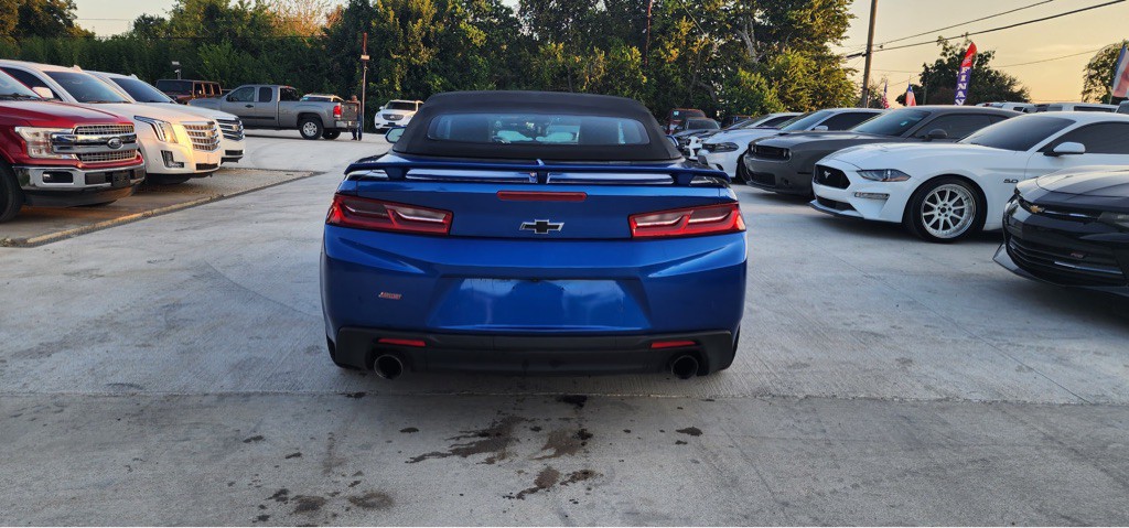 2017 Chevrolet Camaro Image 7