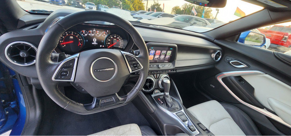 2017 Chevrolet Camaro Image 28