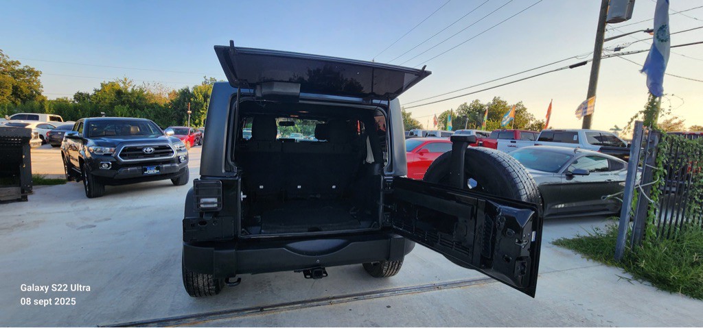 2016 Jeep Wrangler Unlimited Image 11