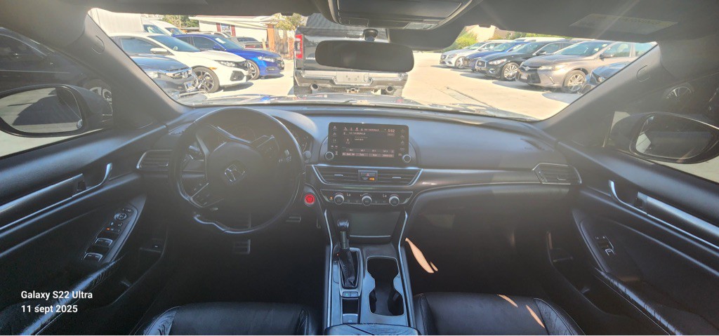 2018 Honda Accord Image 23