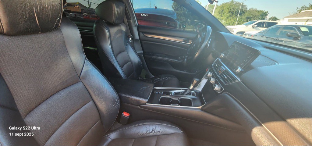 2018 Honda Accord Image 10